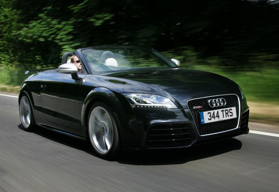  Audi TT RS Roadster (8J) 2009 года  (UK) (фото 14 из 23)